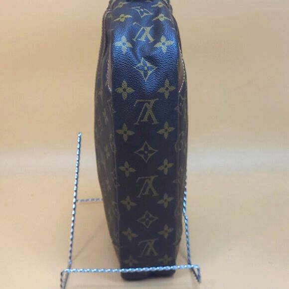 Authentic Louis Vuitton Monogram Compiege 23 Clutch Bag - Picture 5 of 13